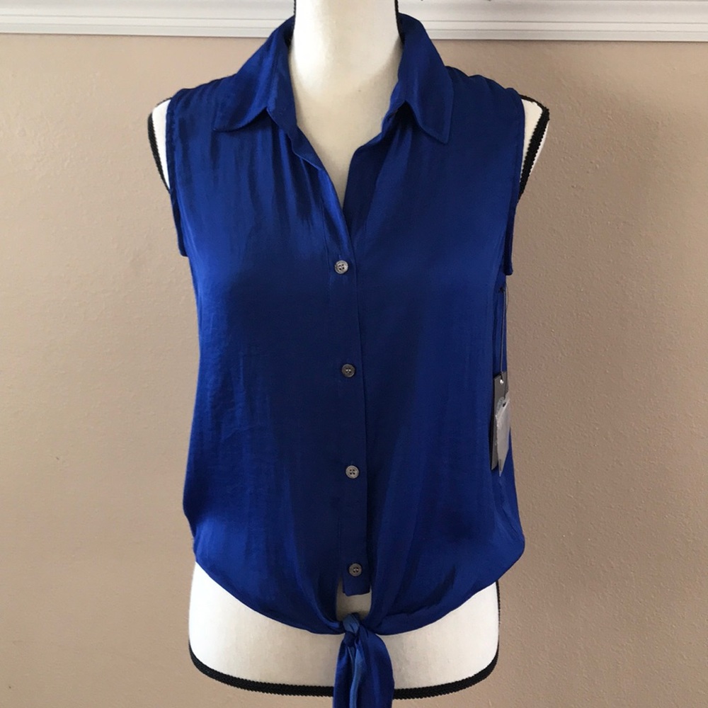 Vince Camuto Blue Sleeveless Blouse